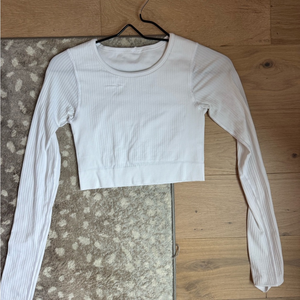 Lululemon ebb to street cropped long sleeve